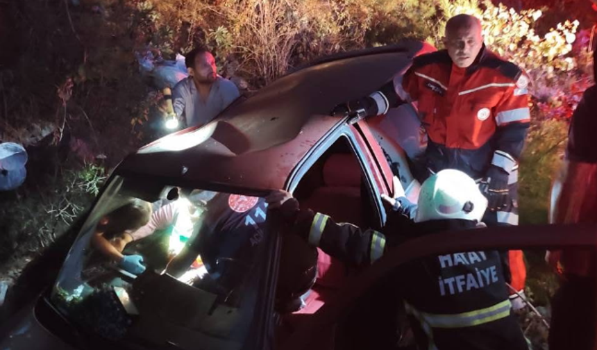 Erzin’de Trafik Kazası! 4 Yaralı İtfaiye Ekipleri Tarafından Kurtarıldı