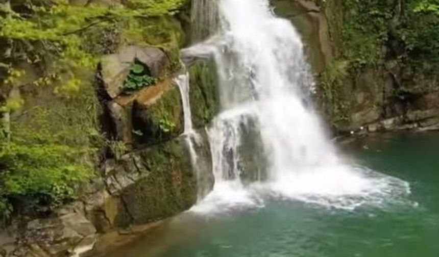 Giresun Kuzalan Şelalesi Doğaseverleri Büyülüyor