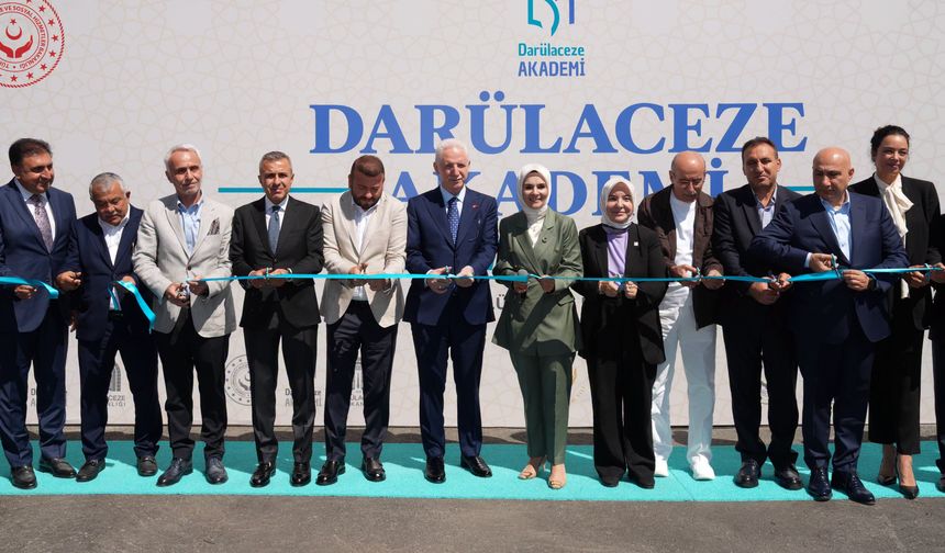 İstanbul’da Darülaceze Akademi Hizmete Açıldı