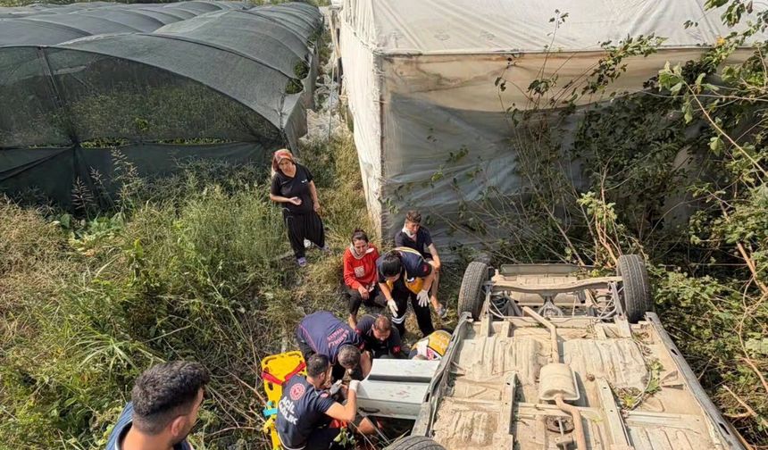 Osmaniye Kadirli Yolunda Kaza 3 Kişi Yaralandı