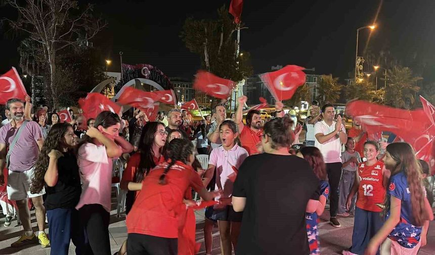 Osmaniye’de Filenin Sultanları’nın Şampiyonluk Coşkusu