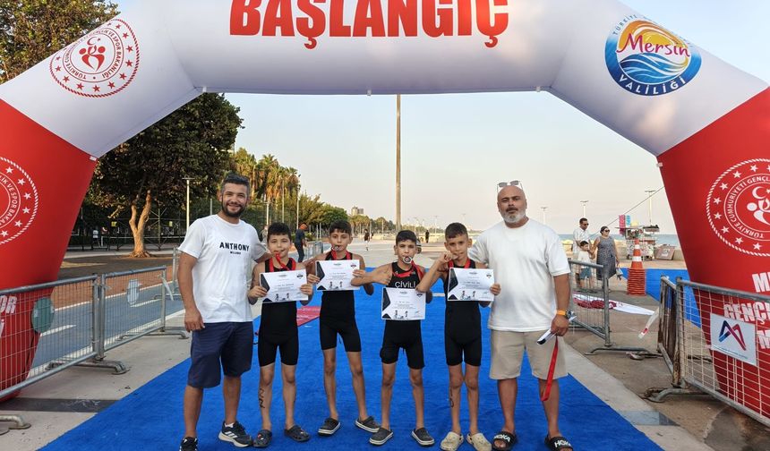 Osmaniyeli Sporcular Mersin’de Aquatlon’da Derece Yaptı