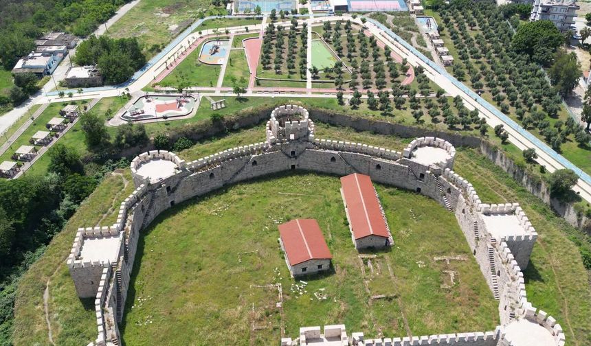Payas Kalesi’nden Tarihe Açılan Kapı: Hatay’ın Saklı Hazinesi