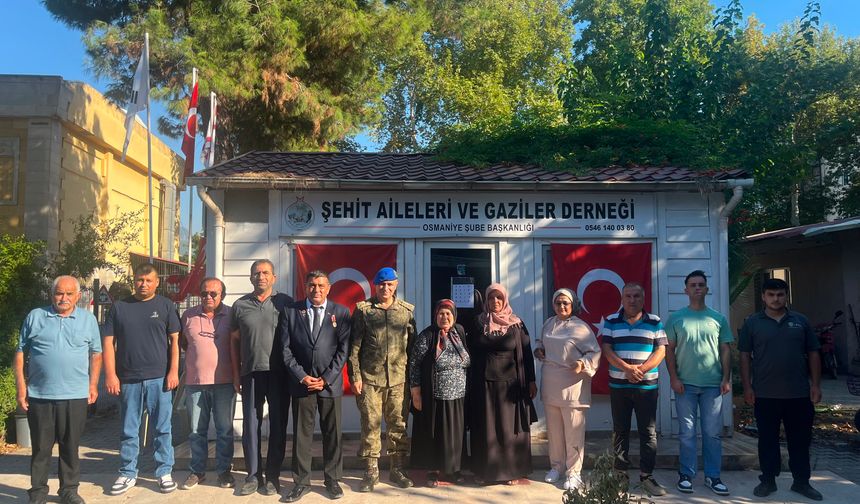 Osmaniye’de Albay Esenlik’ten Şehit Ailelerine İade-i Ziyaret
