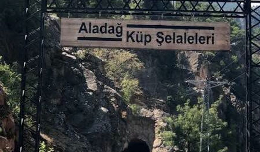 Adana’nın Saklı Cenneti Küp Şelaleleri Büyülüyor