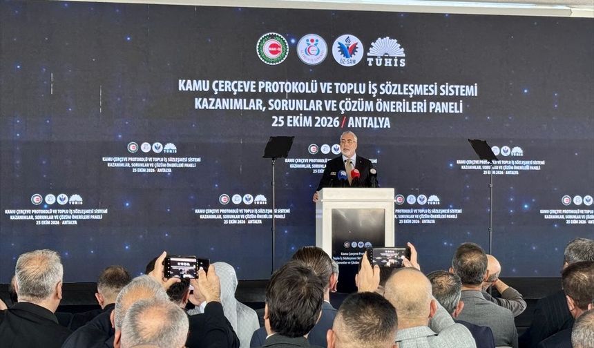 Bakan Işıkhan, Antalya'da Öz Sağlık-İş Sendikası'nın programında konuştu: