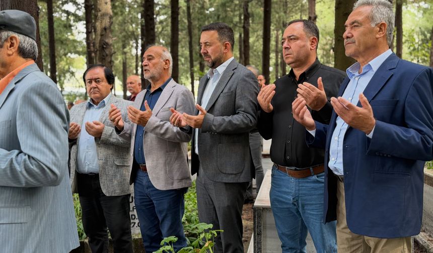 Düziçi AK Parti İlçe Başkanı Kararmaz, Cenazeye Katıldı