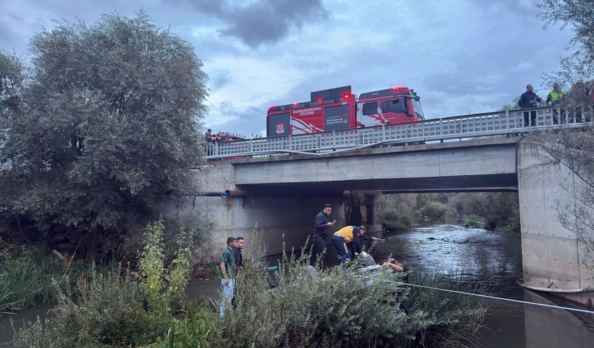 Kahramanmaraş'ta köprüden düşen otomobildeki 2 kişi öldü