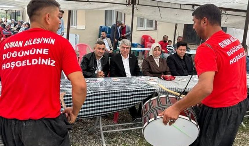 Milletvekili Gülsoy Cevdetiye'de Düğün Törenine Katıldı