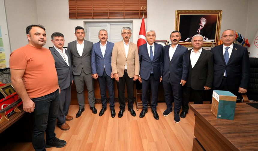 Osmaniye İl Müdürü Albak'a Eğitim-Bir-Sen Ziyareti