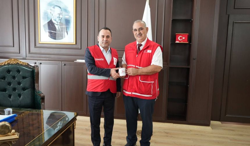 Osmaniye Kızılay Yönetimi Bahçe Kaymakamı Çelik’le Buluştu