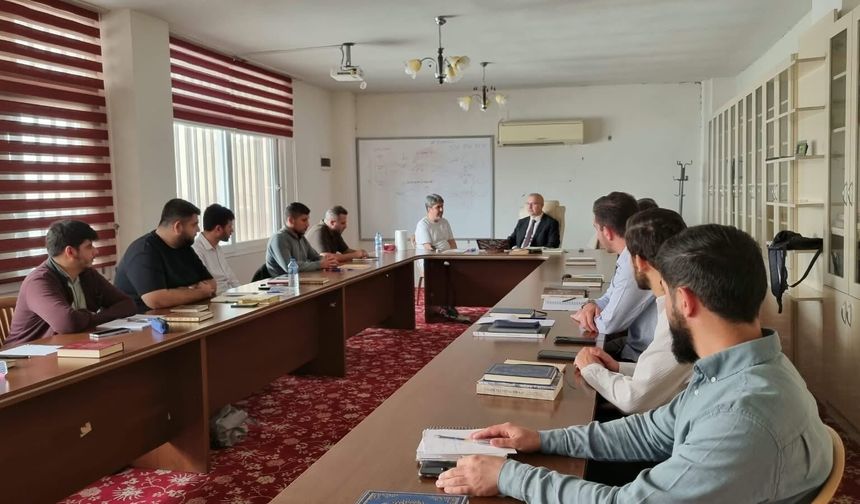Osmaniye’de Din Görevlilerine Tashih-i Hurûf Eğitimi