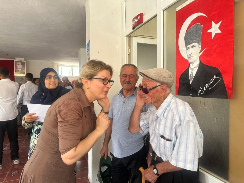 Asu Kaya Gedik Toprakkale vatandaş