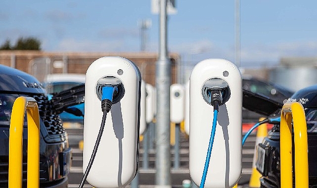 Narlıdere'ye Elektrikli Araç Şarj Istasyonları Kurulacak