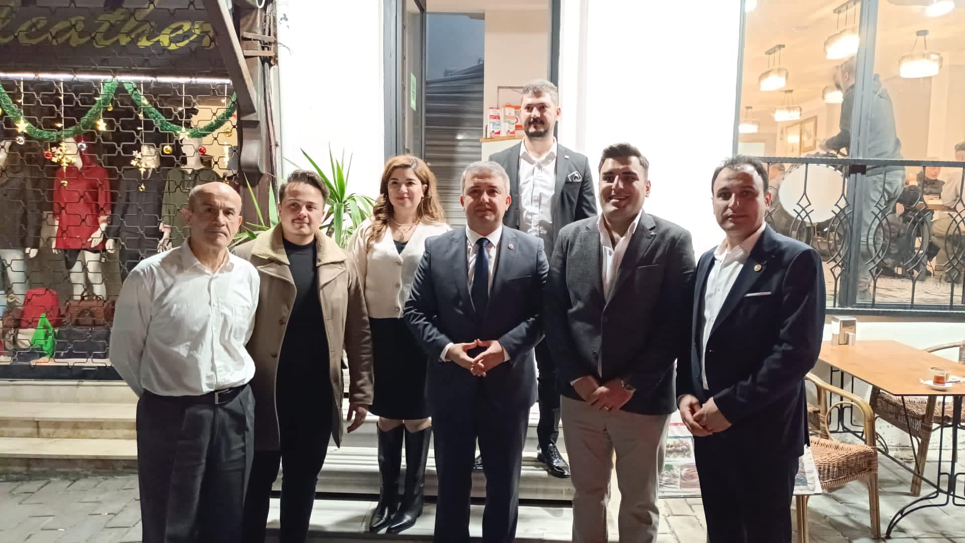 Şahin, Adana Çukurovalılar Derneği'nde Hemşehrileriyle Buluştu (2)