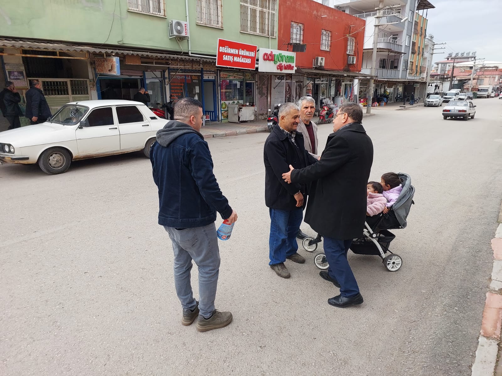Demokrat Parti Osmaniye Belediye Başkan Adayı Haydar Aktürk, Gebeli Mahallesi'nde Vatandaşlarla Buluştu (15)