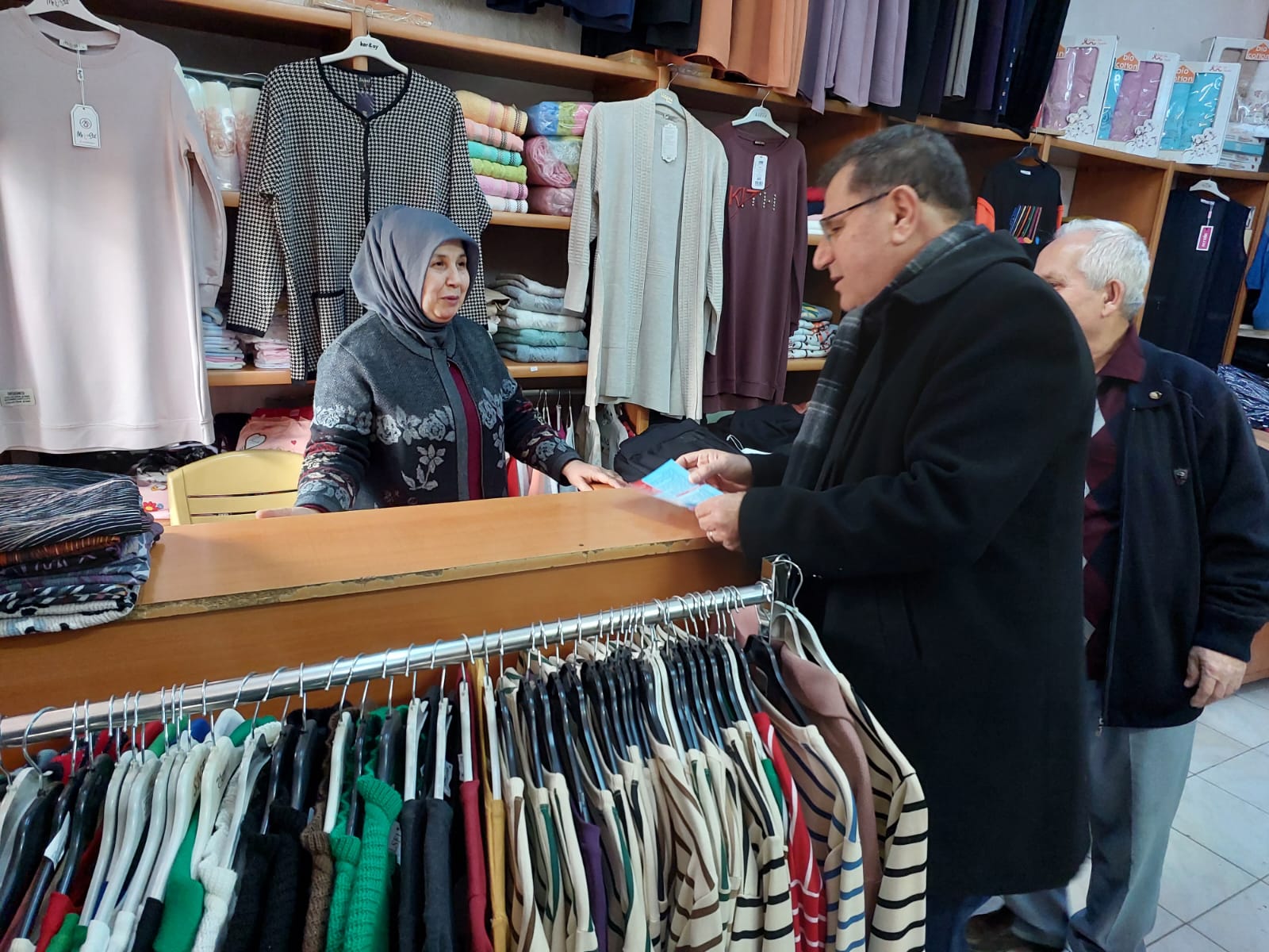 Demokrat Parti Osmaniye Belediye Başkan Adayı Haydar Aktürk, Gebeli Mahallesi'nde Vatandaşlarla Buluştu (17)