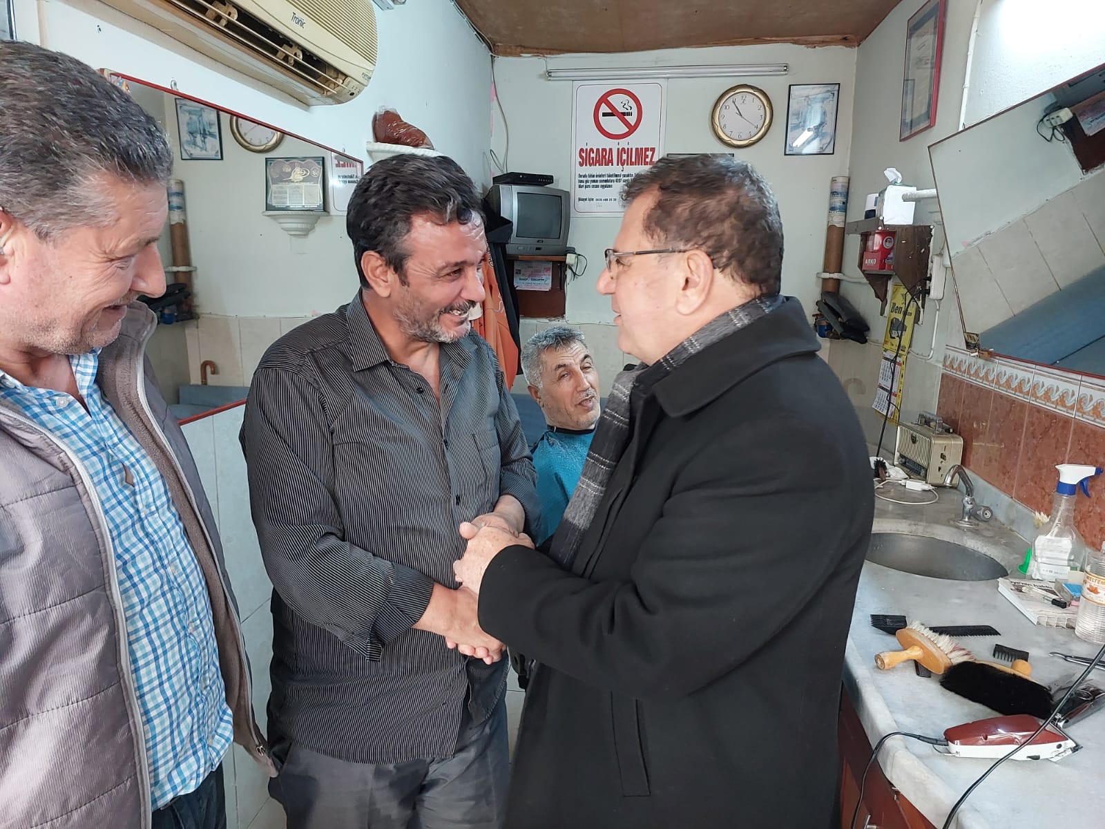 Demokrat Parti Osmaniye Belediye Başkan Adayı Haydar Aktürk, Gebeli Mahallesi'nde Vatandaşlarla Buluştu (19)