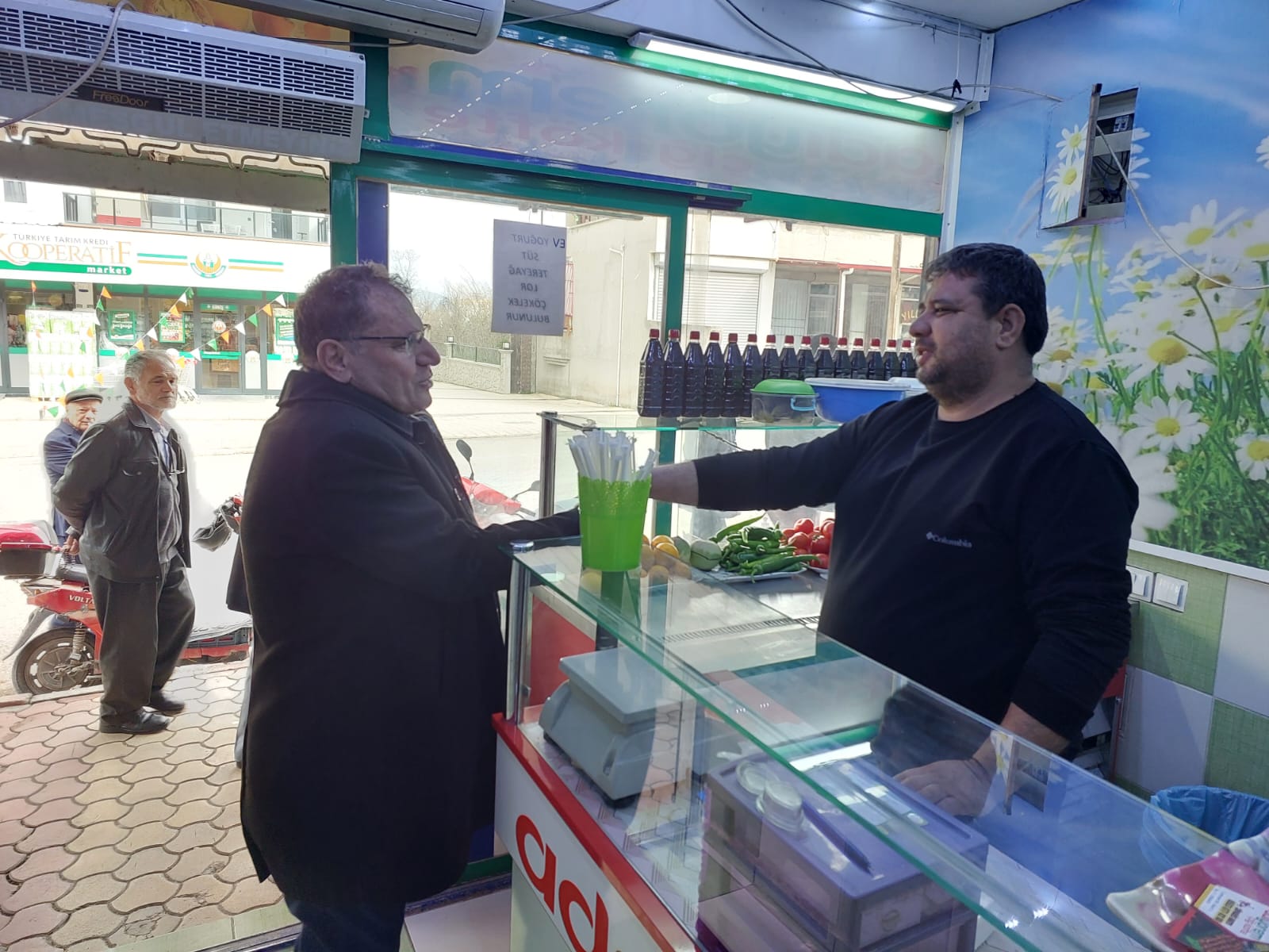 Demokrat Parti Osmaniye Belediye Başkan Adayı Haydar Aktürk, Gebeli Mahallesi'nde Vatandaşlarla Buluştu (21)