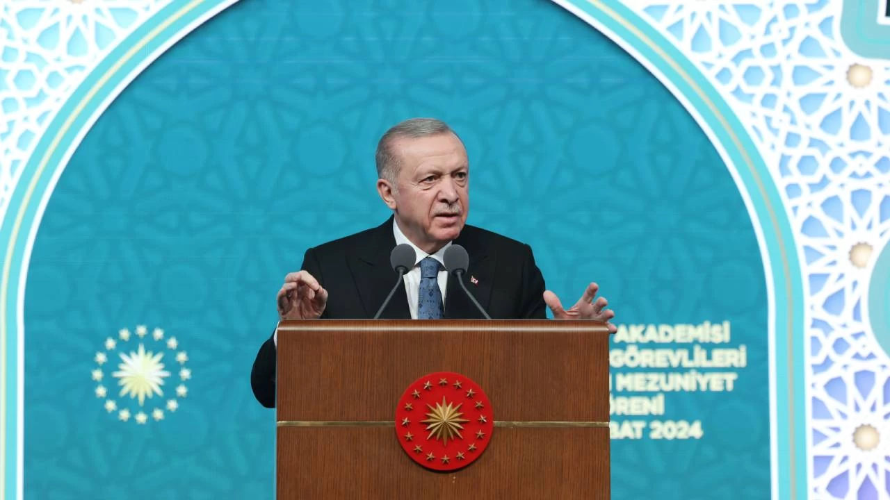 Erdoğan Şeriata Düşmanlık, Dinin Kendisine Husumettir