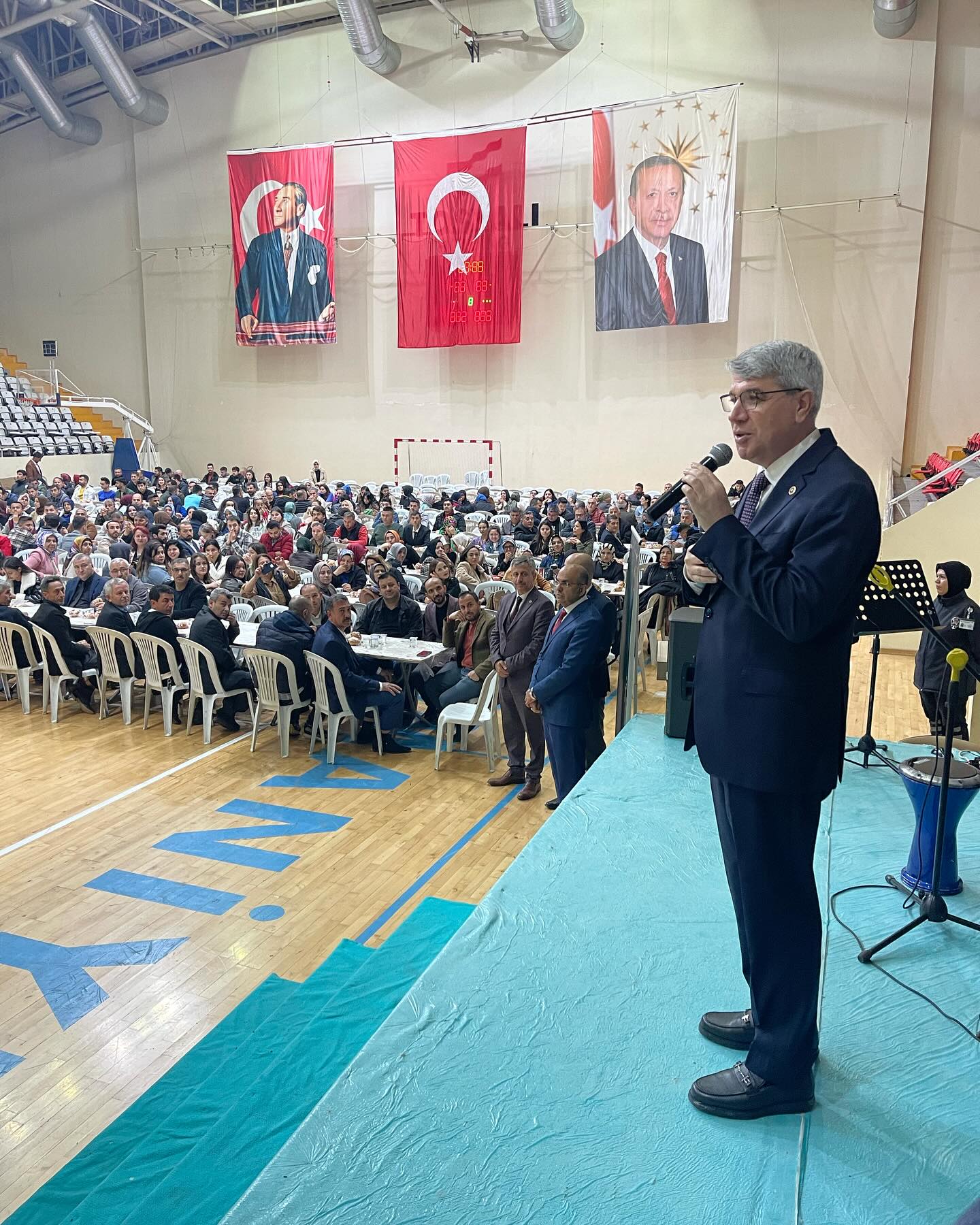 Ak Parti Osmaniye Milletvekili Seydi Gülsoy, İlçelerde Esnafları Ziyaret Etti (5)