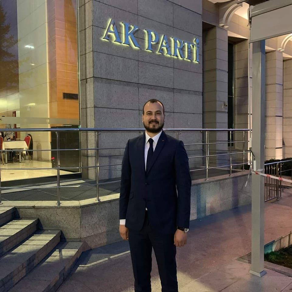 Ak Parti'den Toprakkale Belediye Başkan Adayı Bekirhan Uyutmaz
