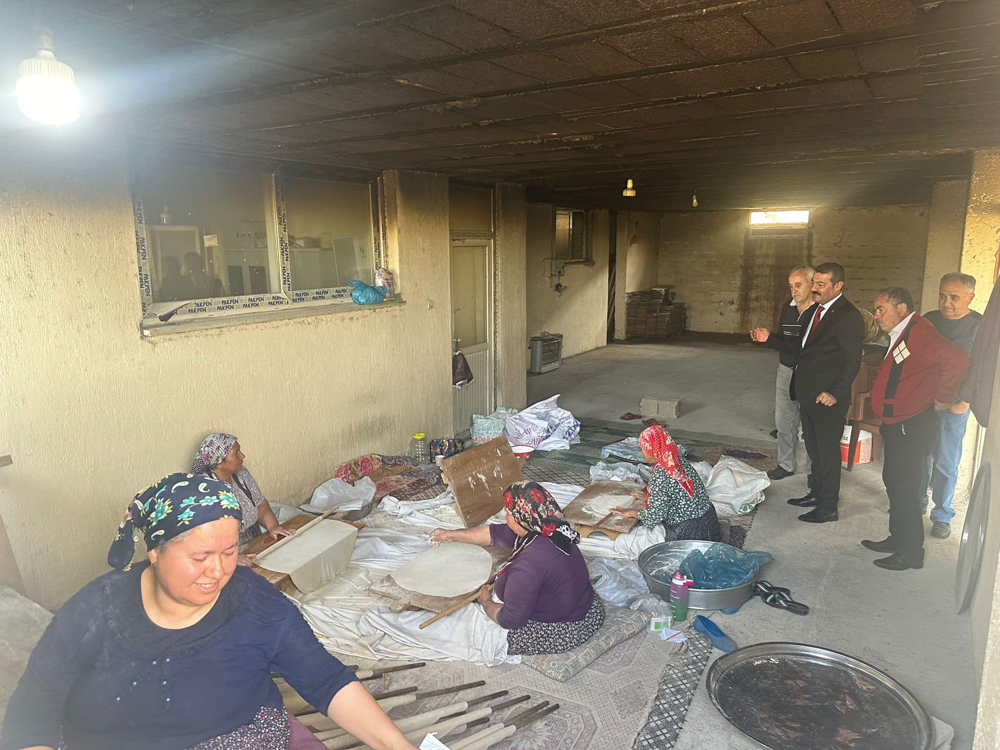 Başkan Aksoy, Halk Ekmek Fırını'nın Üretim Sürecini İnceledi (1)
