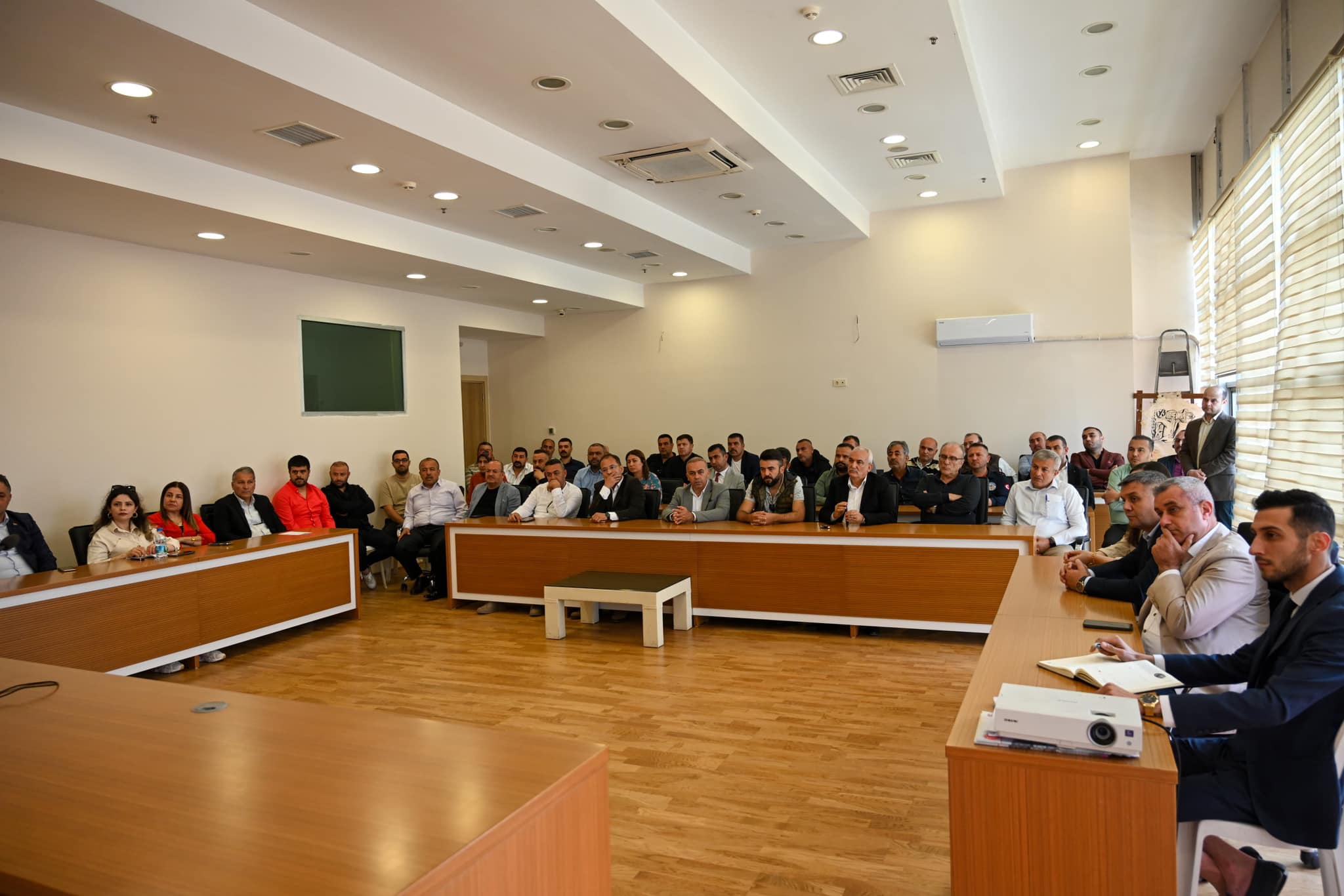 Kadirli Belediye Başkanı  Olcar, Kadirli'nin Değer Seviyesini Artırmak İçin Toplantı Yaptı (2)