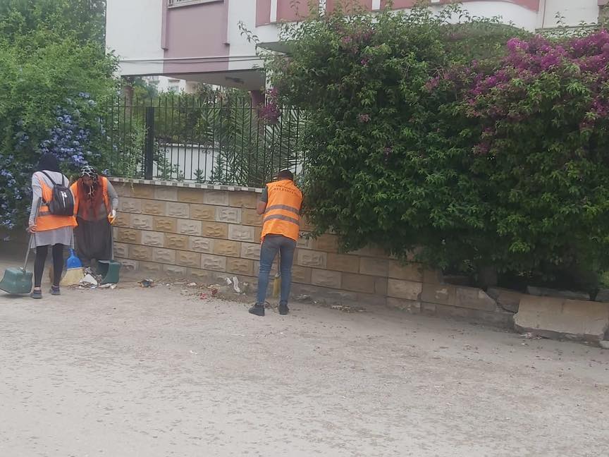 Osmaniye Belediyesi, Mehmet Akif Ersoy Mahallesinde Temizlik Çalışmalarını Sürdürüyor (5)
