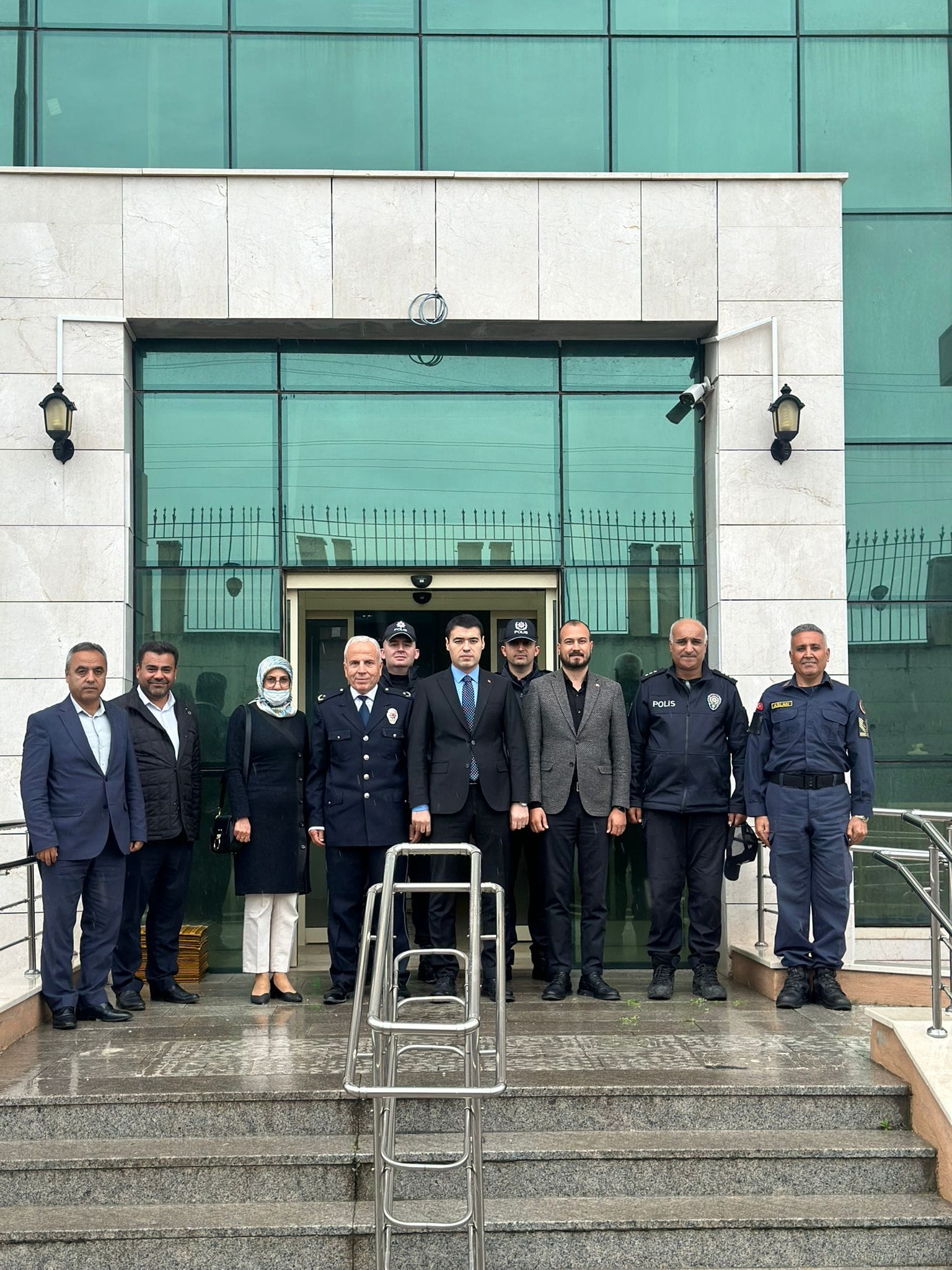 Toprakkale Belediye Başkanı Bekirhan Uyutmaz'dan Polis Teşkilatına Ziyaret (2)