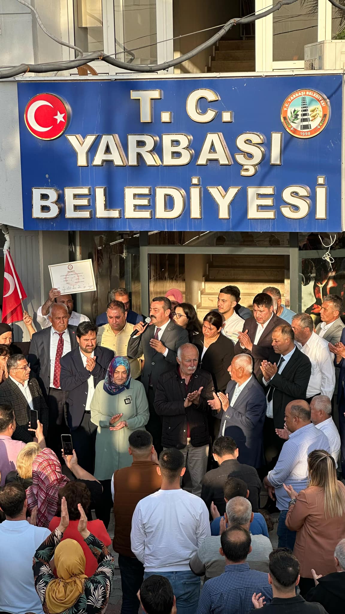 Yarbaşı Belediye Başkanı Ökkeş Aksoy, Mazbatasını Aldı Yarbaşı Kazandı! (2)