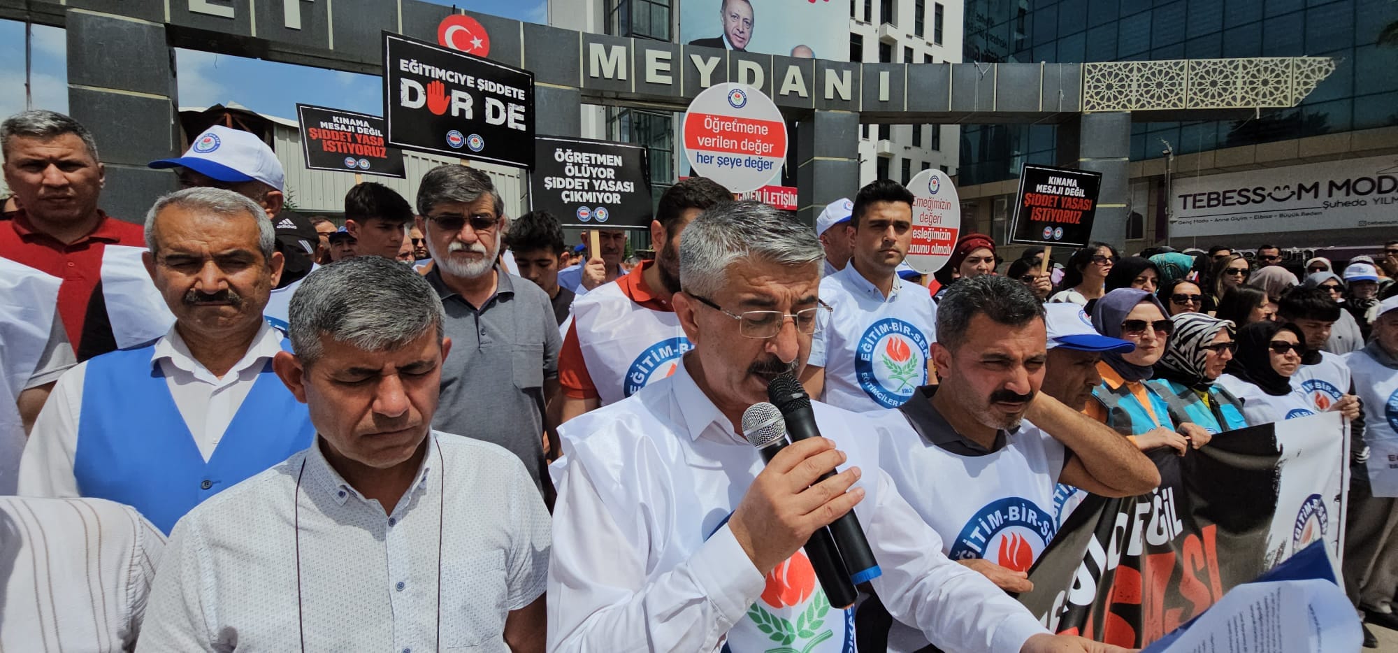 Memur Sen Ve Eğitim Bir Sen Osmaniye Şube Başkanı Kahraman 'Şiddete Karşı Yasal Düzenleme İstiyoruz!' (3)