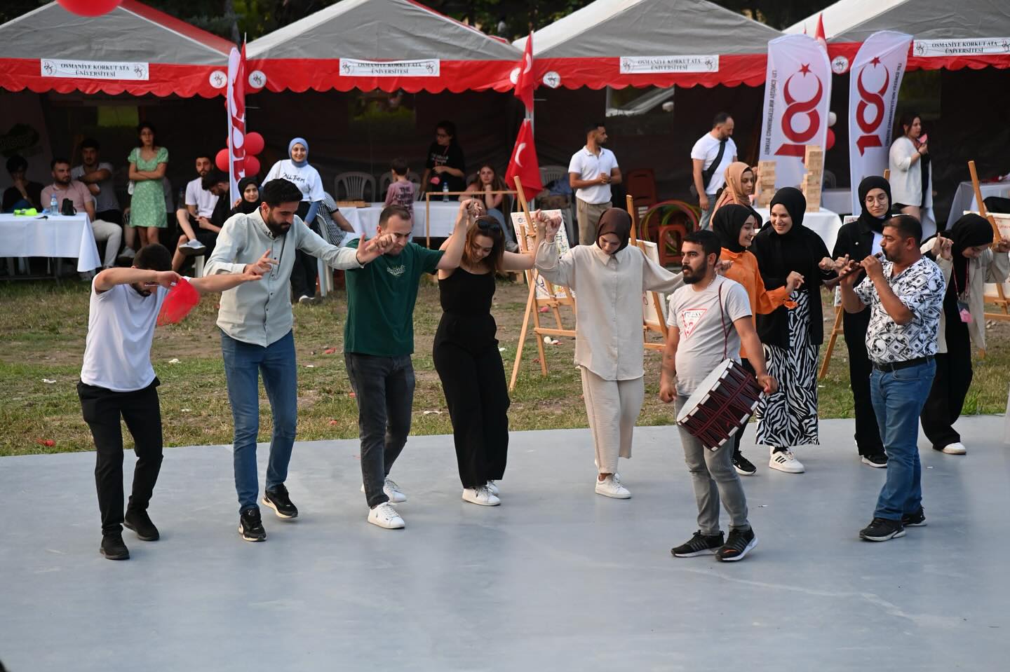 Osmaniye Korkut Ata Üniversitesi Bahar Şenliği Müzik Grubuyla Coşku Doruğa Çıktı (5)