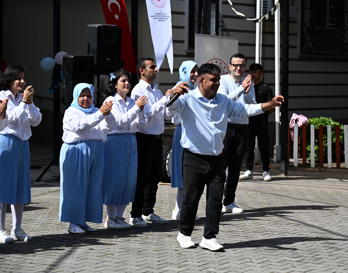 Osmaniye'de Engelliler Haftası Programı Coşkuyla Kutlandı (4)