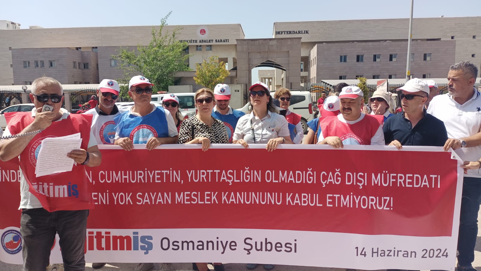 Başkan Yücel'den 'Türkiye Yüzyılı Maarif Modeli' Ve 'Öğretmenlik Meslek Kanunu'na Sert Tepki (1)