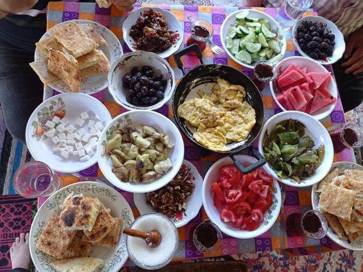 Yayla Keyfi Karataş Yaylası'nda Keyifli Kahvaltı Vakti (1)