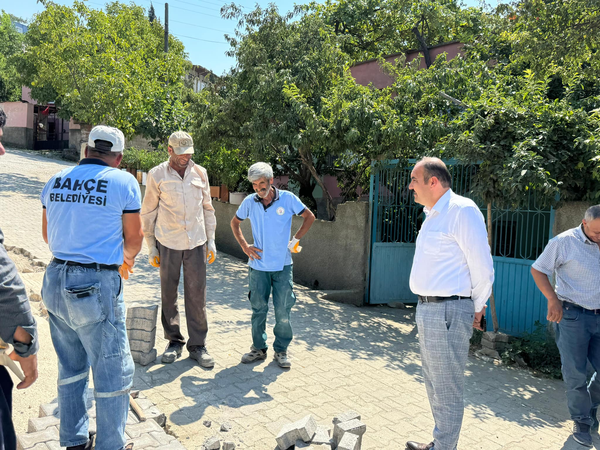 Başkan Vekili Üzeyir Ateş, Bahçe İlçesi'ndeki Çalışmaları Yerinde İnceledi (1)