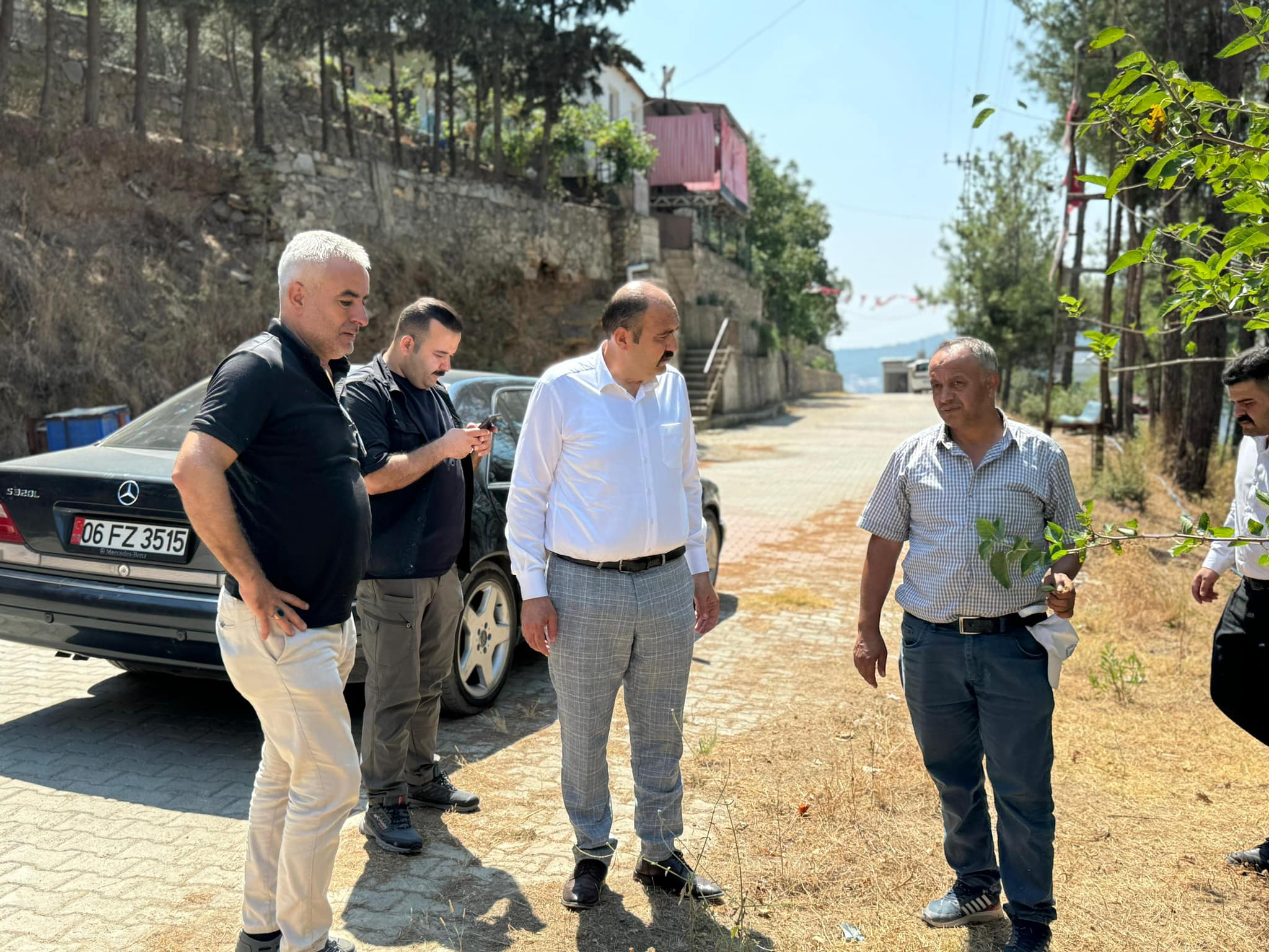 Başkan Vekili Üzeyir Ateş, Bahçe İlçesi'ndeki Çalışmaları Yerinde İnceledi (4)