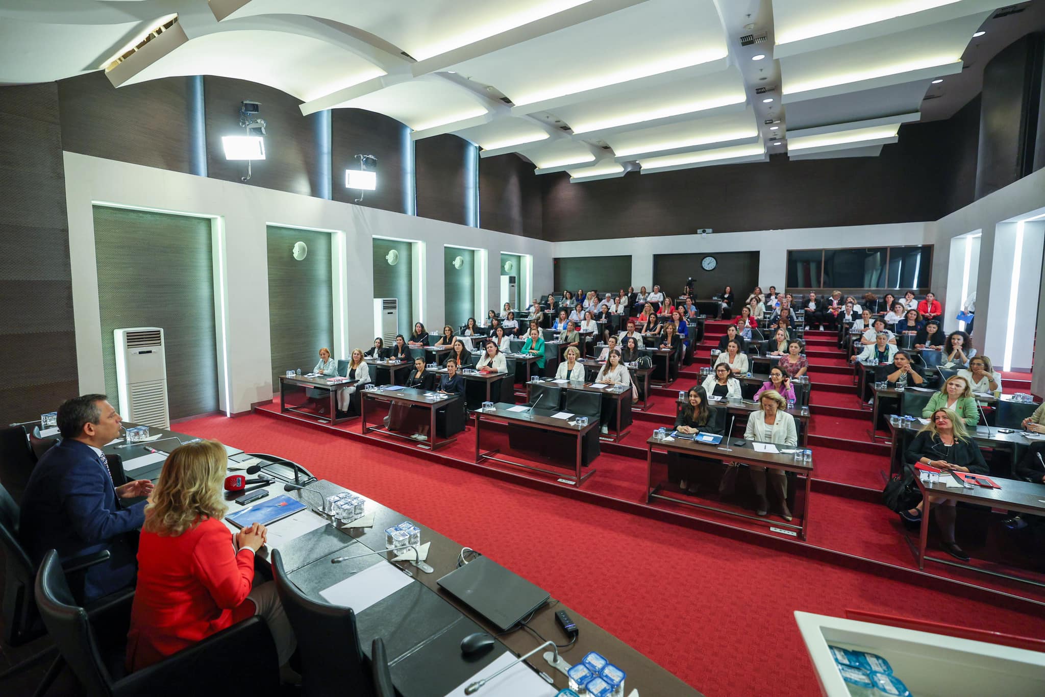 Chp Kadın Kolları Genel Başkanı Asu Kaya'dan İlk Toplantı (5)