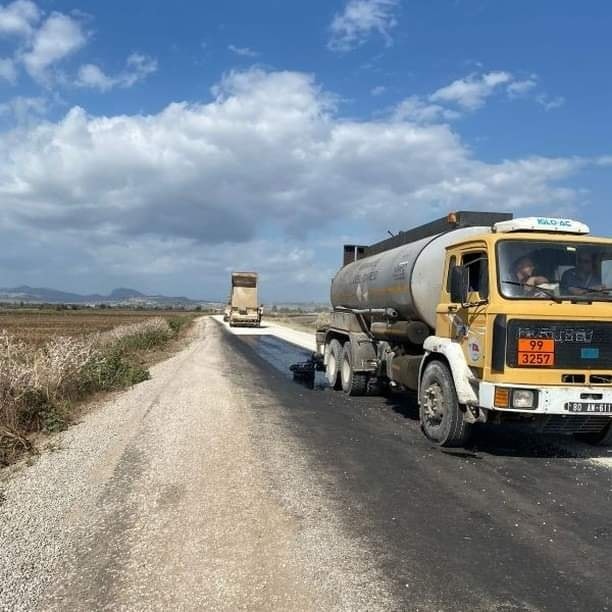 Toprakkale Cevdetiye Yolunda 2. Kat Asfalt Çalışmaları Devam Ediyor (1)