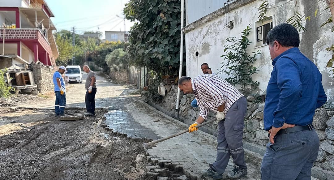 Başkan Kadıoğlu Yol Çalışmalarımız Vatandaşlarımıza Daha Güvenli Ulaşım Sunuyor (6)