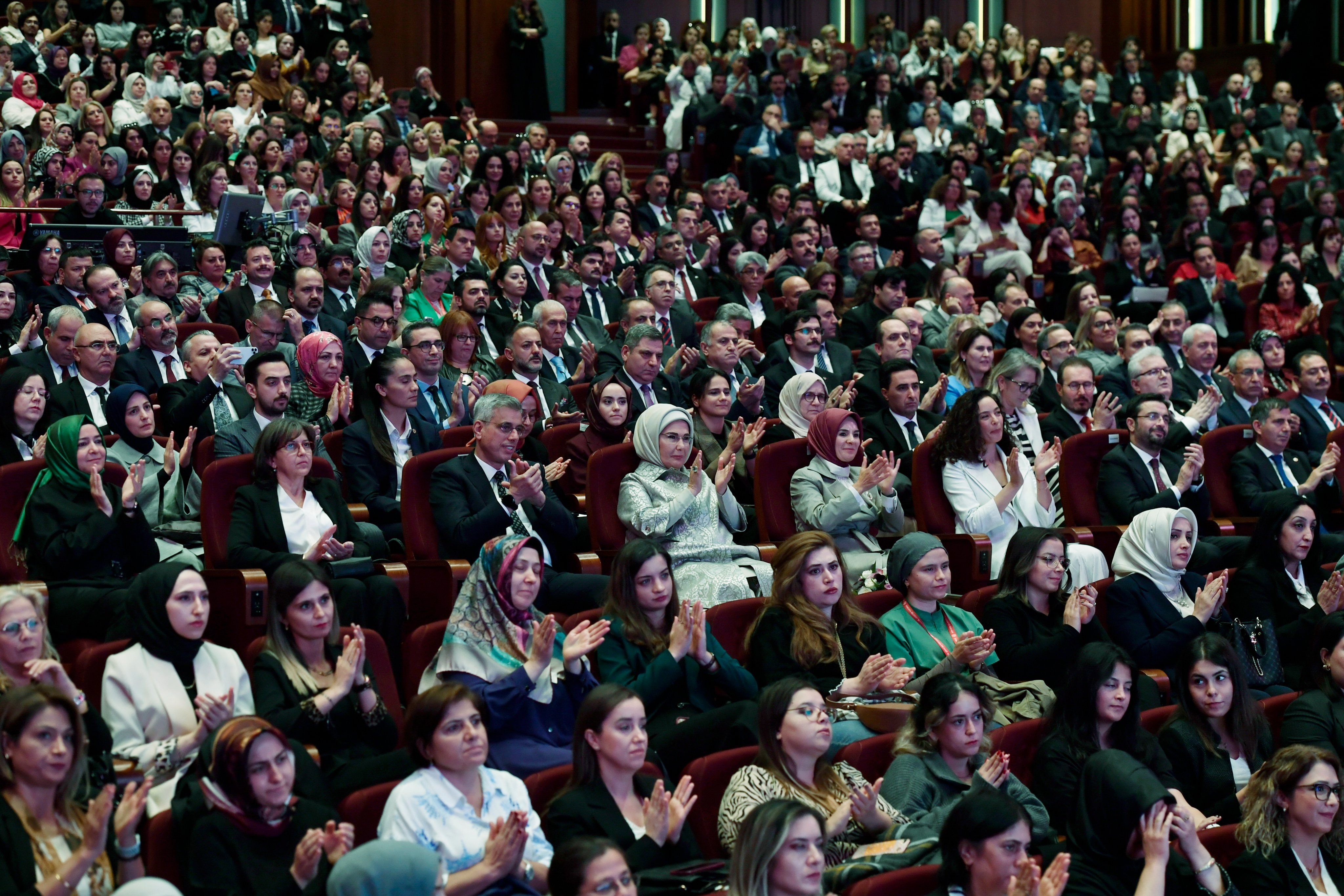 Emine Erdoğan (2)