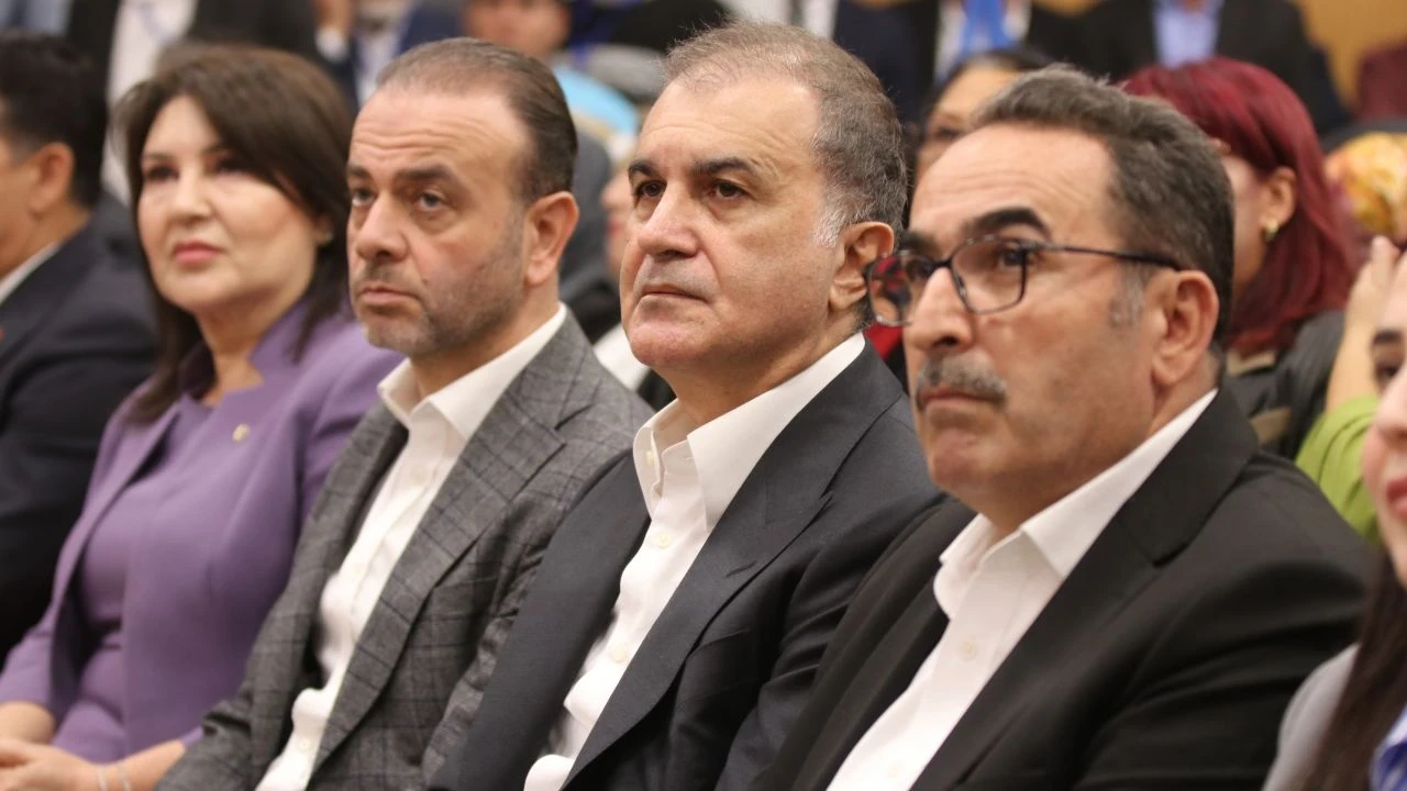 Ak Parti Sozcusu Omer Celik Adanada Partisinin Ilce Kongresinde Konustu