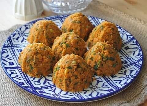 Limon Sıkacağında Mercimek Köftesi Pratik Ve Lezzetli Bir Atıştırmalık