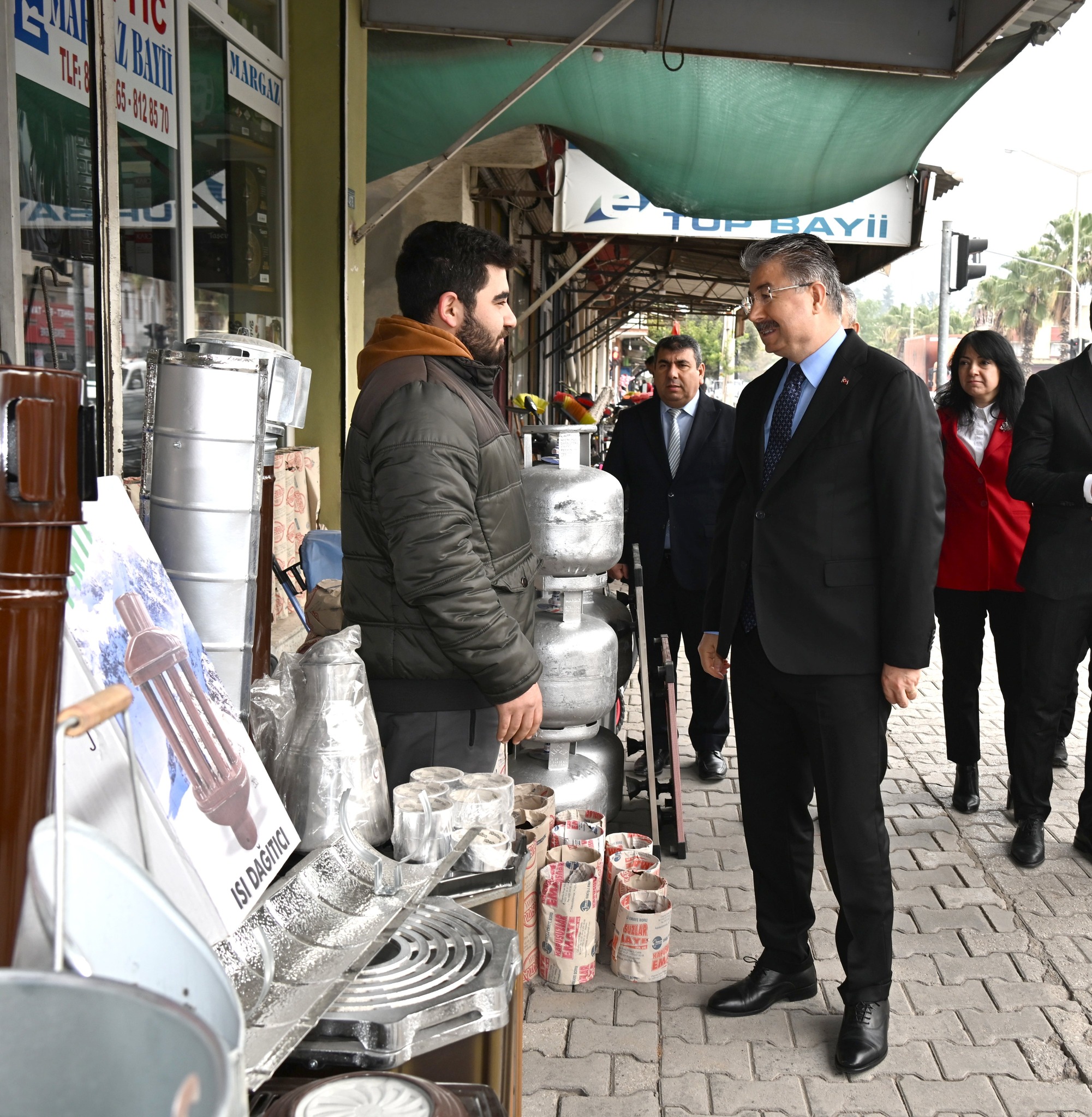 Vali Dr. Erdinç Yılmaz Esnaf Ziyaretlerini Sürdürüyor (2)