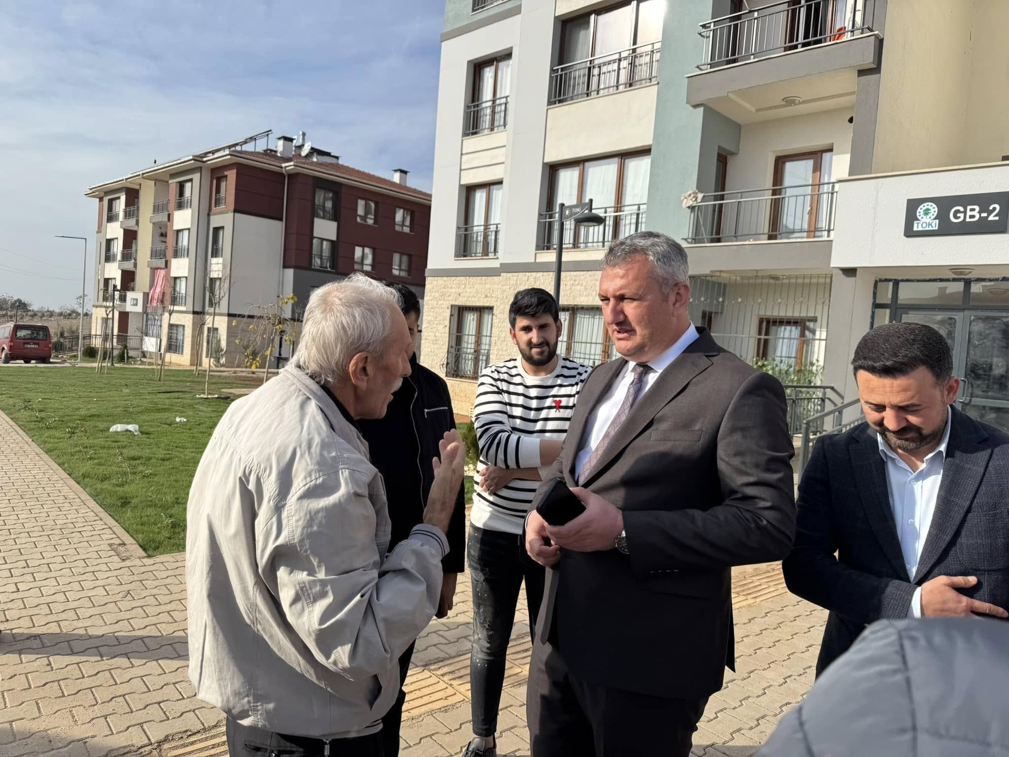 Düziçi Belediye Başkanı Mustafa İba, Toki Konutları Yol Çalışmalarını Başlattı (1)