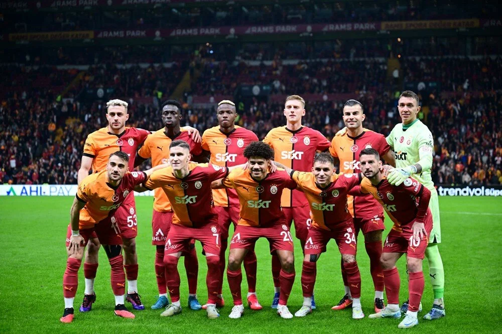 Zirve Yarışında Yara Aldı Galatasaray Evinde 2 Puan Bıraktı (1)