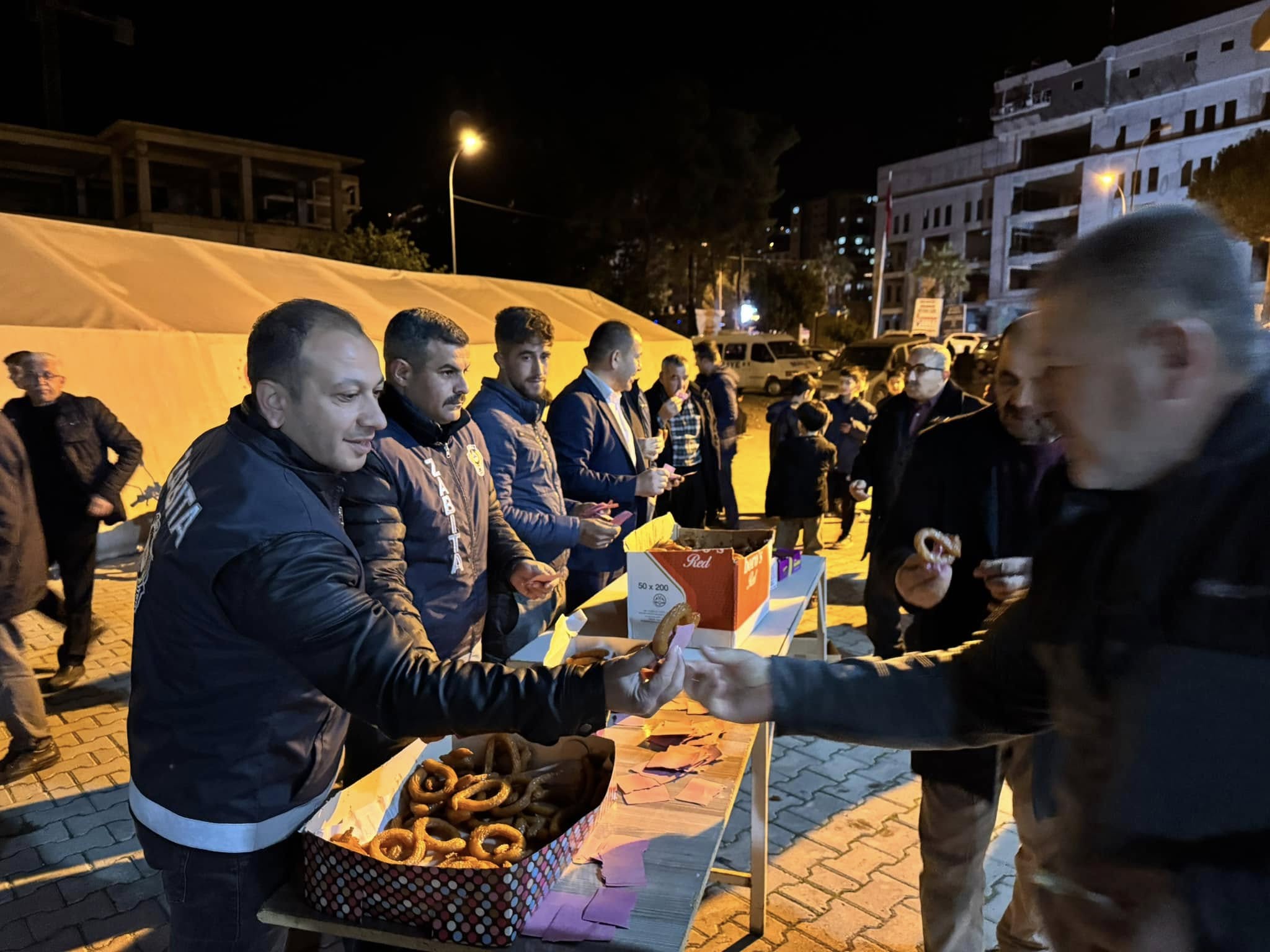Düziçi Belediyesi’nden Miraç Kandili’nde Tatlı İkramı (1)