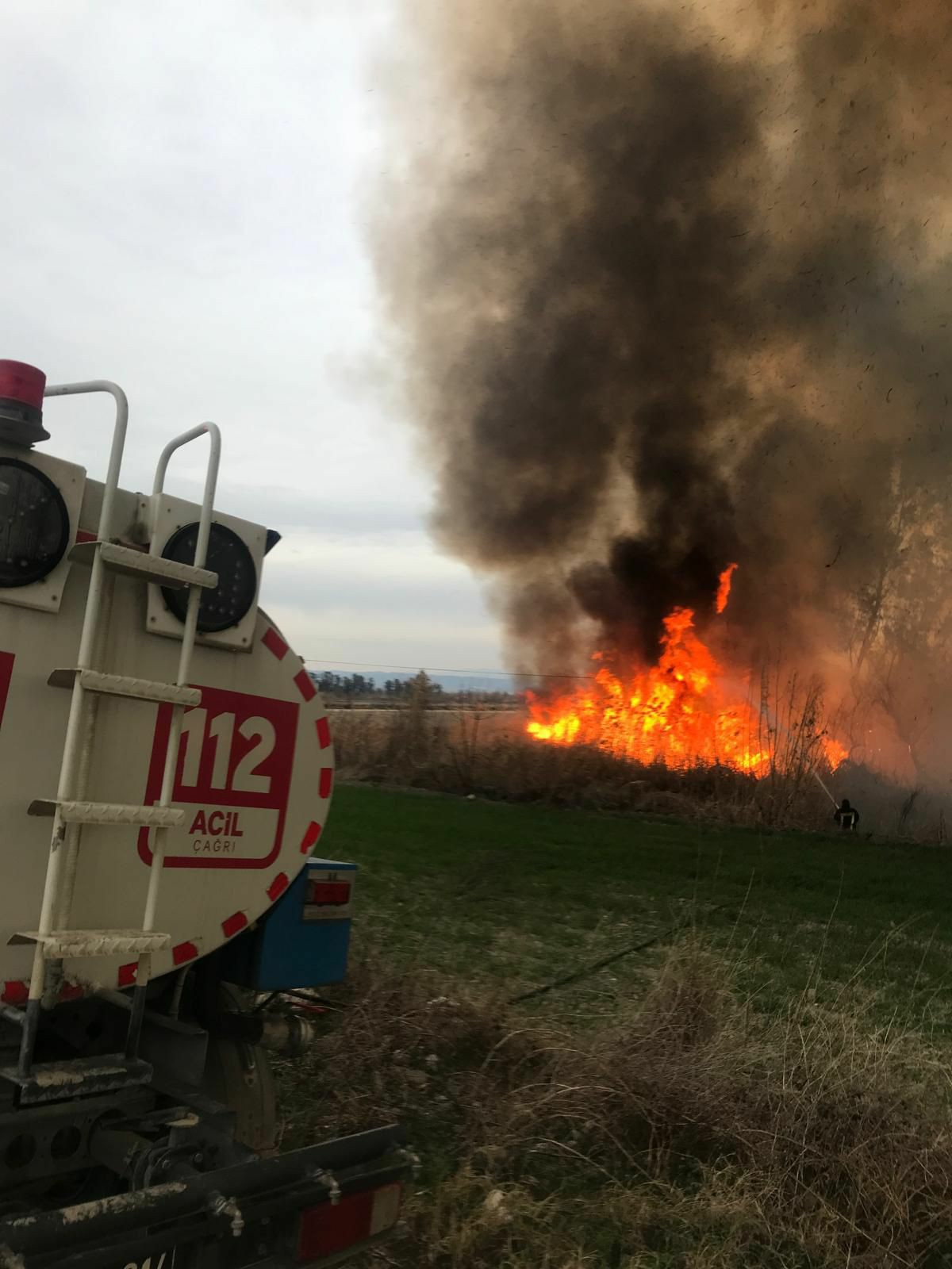 Kadirli Adana Karayolundaki Yangın Kontrol Altına Alındı (2)