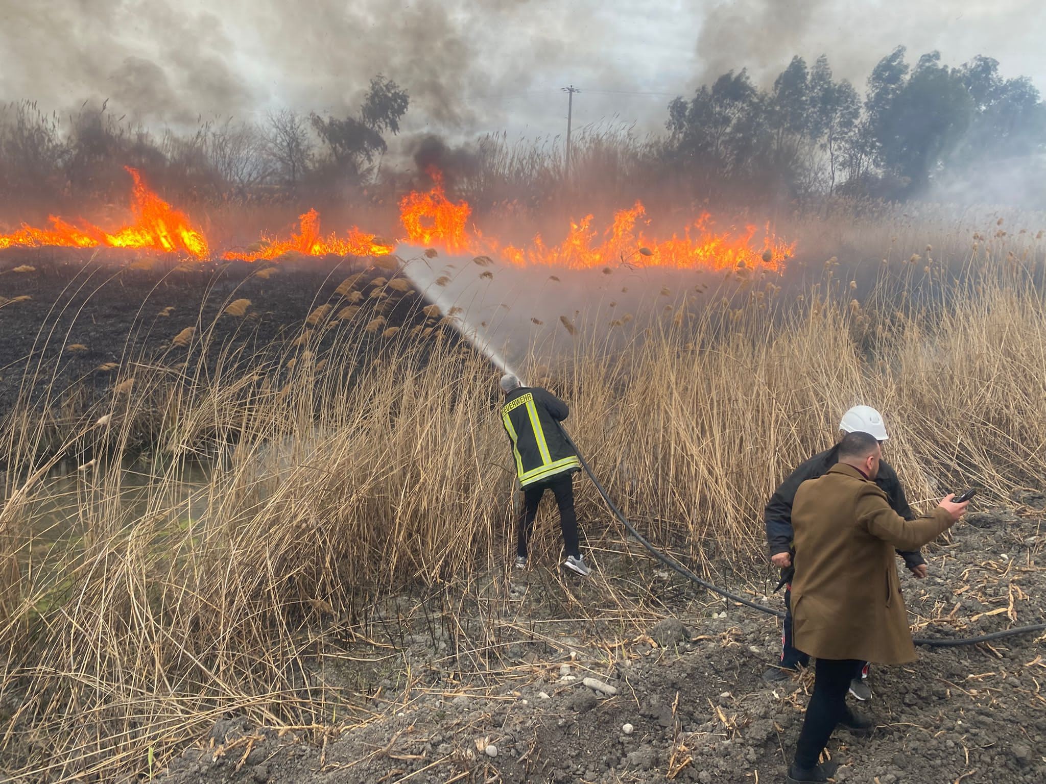 Kadirli Adana Karayolundaki Yangın Kontrol Altına Alındı (3)
